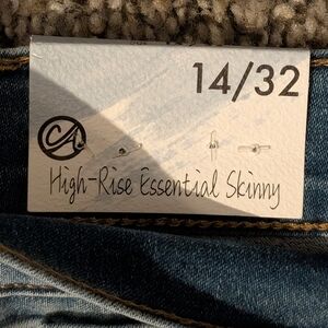 Curve Appeal High-Rise Essential Skinny Jeans - NWT